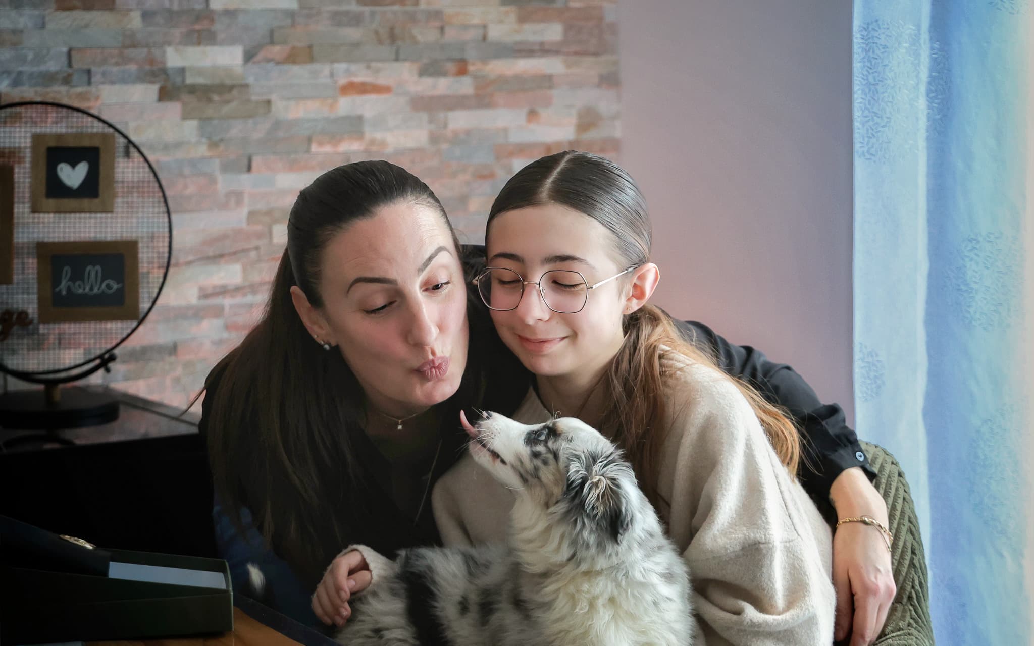 Séance portrait famille avec animal de compagnie